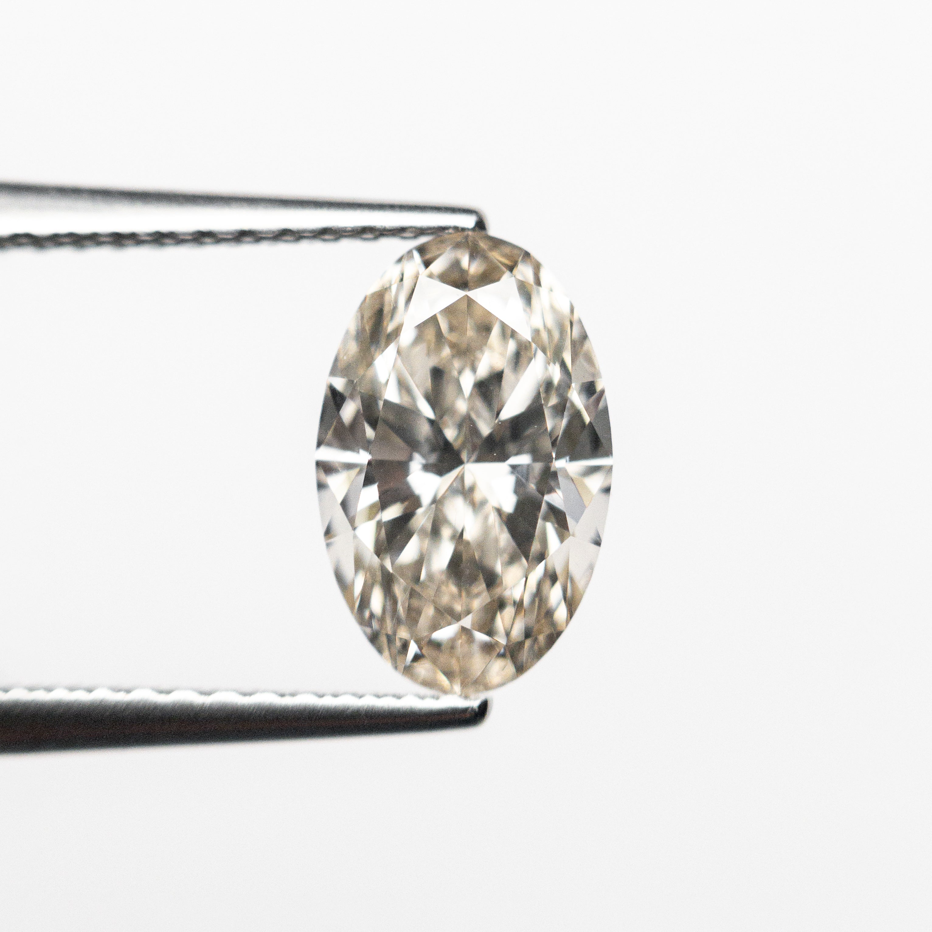 1.60ct 9.78x6.27x4.03mm VS1 Q-R Oval Brilliant 🇨🇦 26118-03