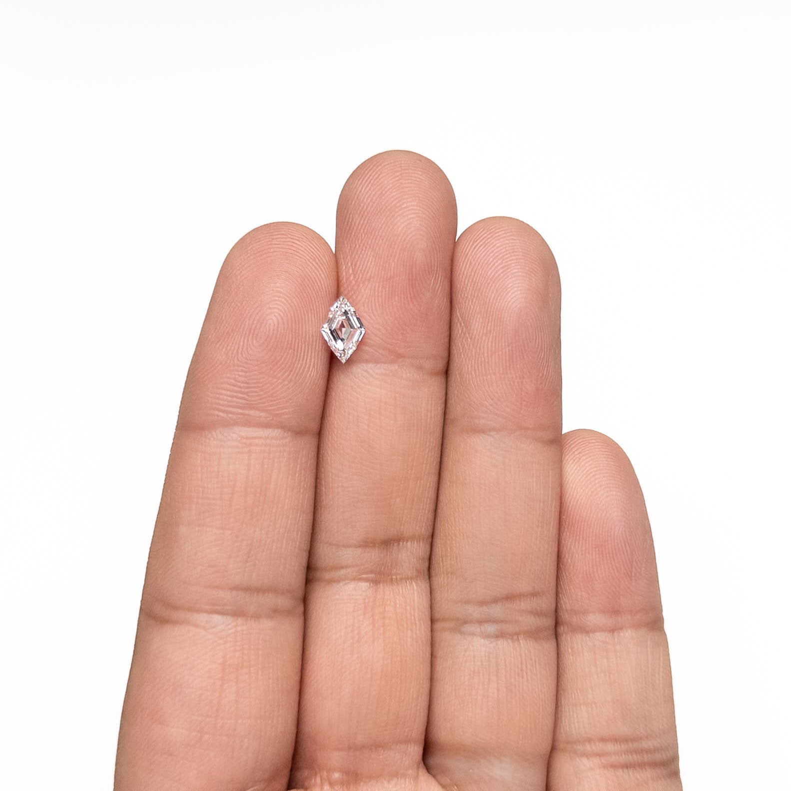 0.70ct 8.17x5.34x2.77mm GIA VS2 F Lozenge Step Cut 26746-02