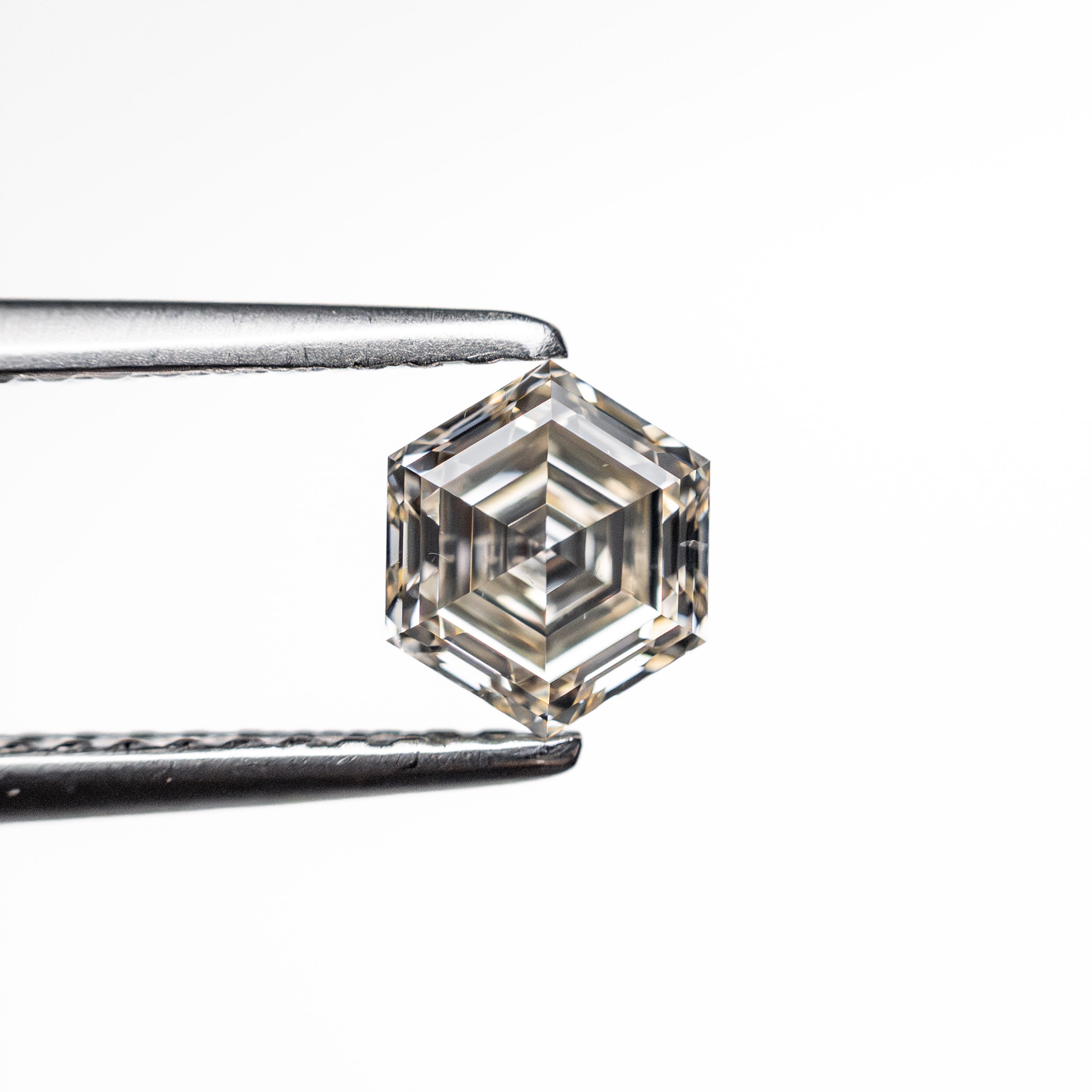 0.61ct 5.73x4.89x3.04mm SI1 M Hexagon Step Cut π¨π¦ 26844-01