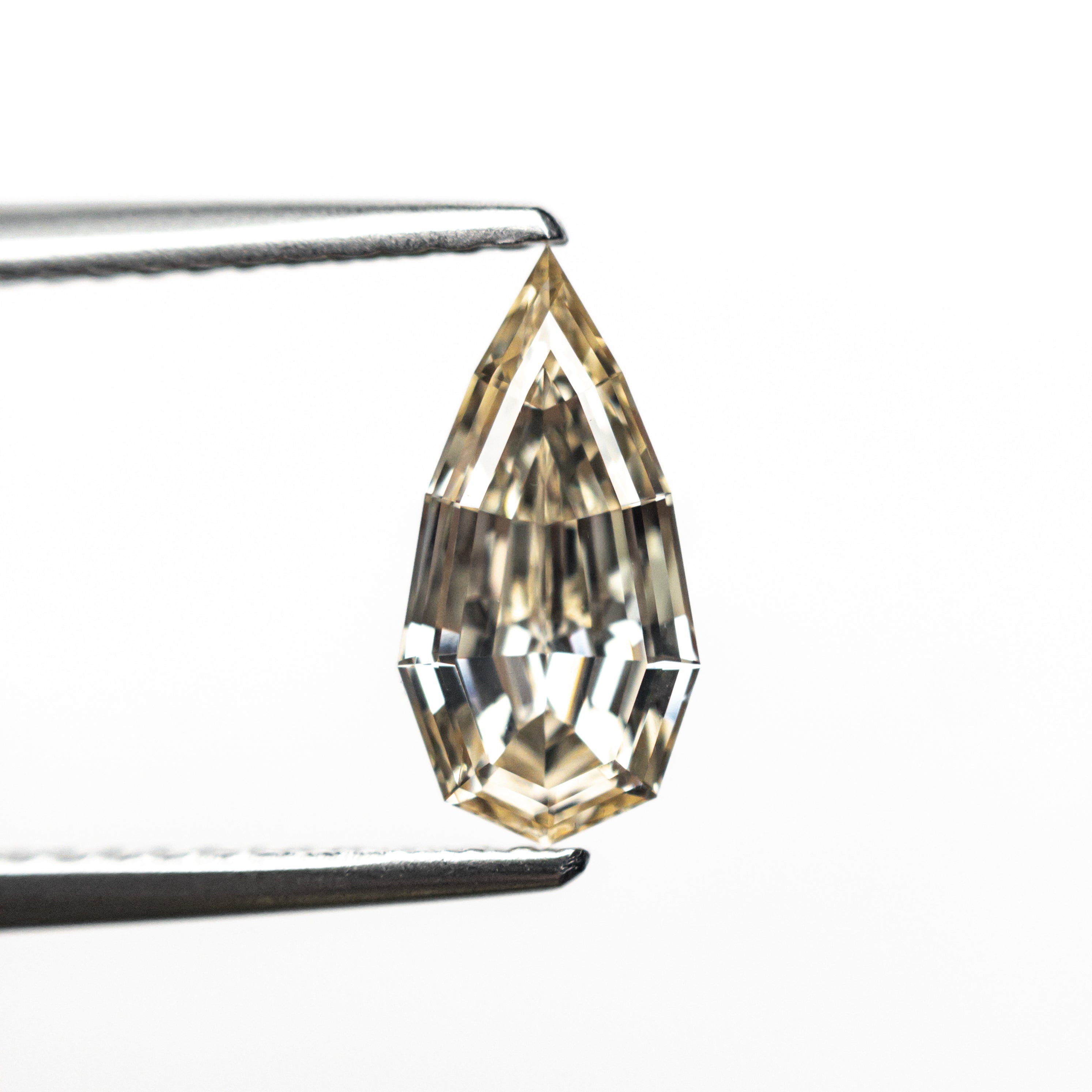 1.00ct 10.21x5.14x2.94mm VS1 C4 Geo Pear Step Cut 27082-15