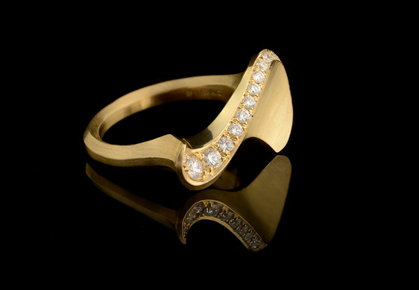 Sigma yellow gold Arris ring with pave white diamonds