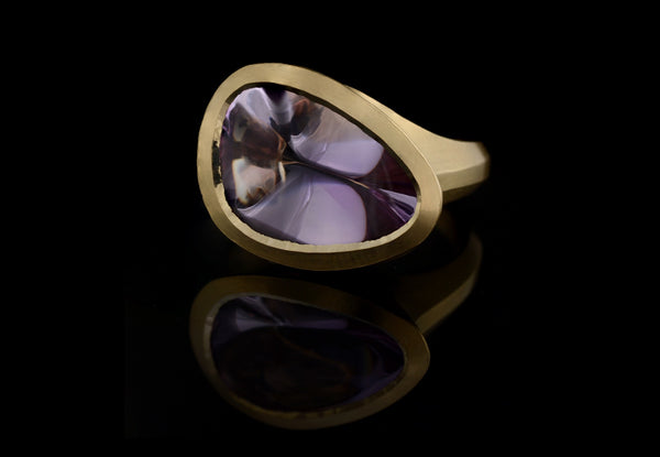 Arris carved yellow gold and amethyst cocktail ring
