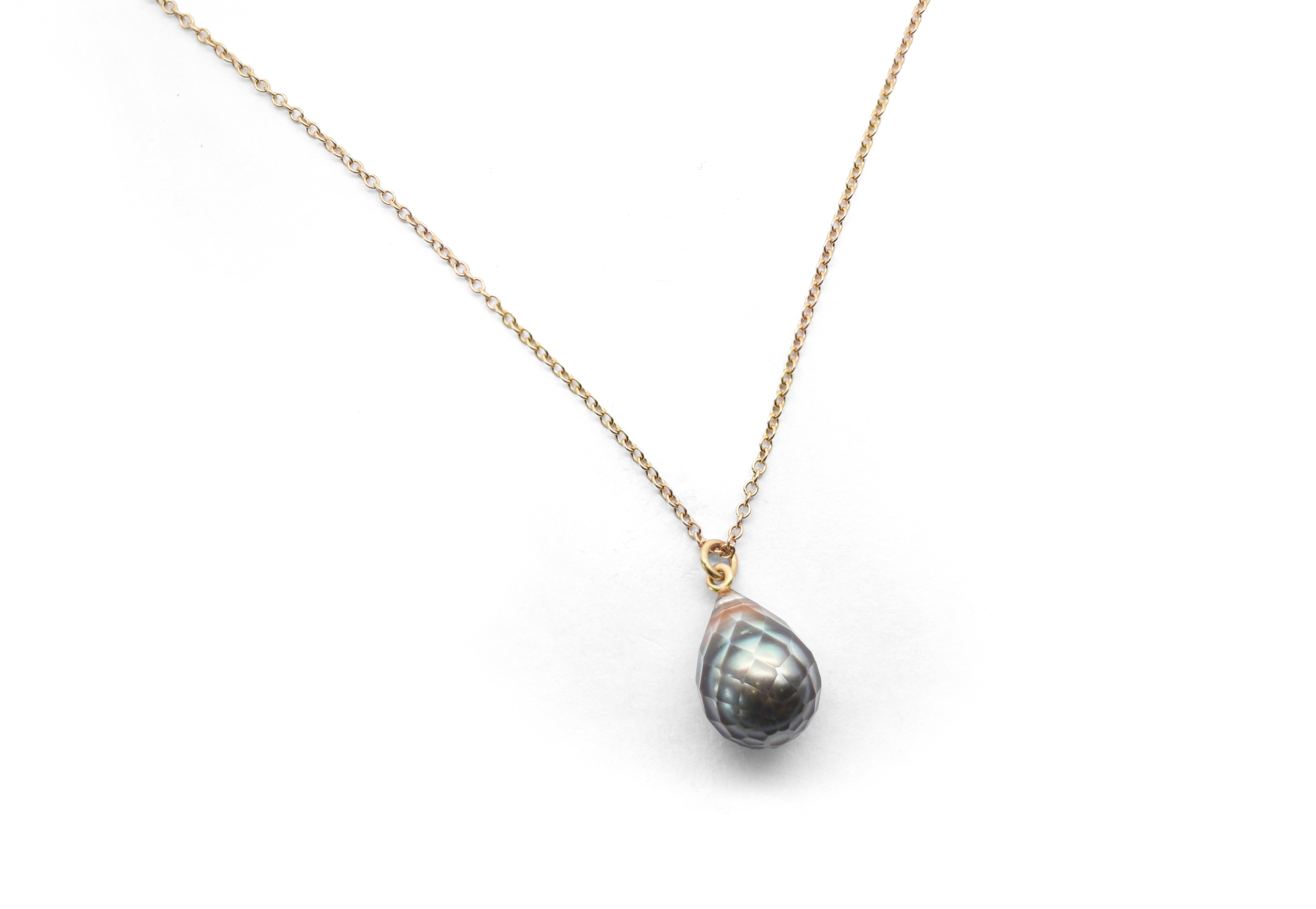 18ct Yellow Gold Faceted Tahitian Pearl Pendant