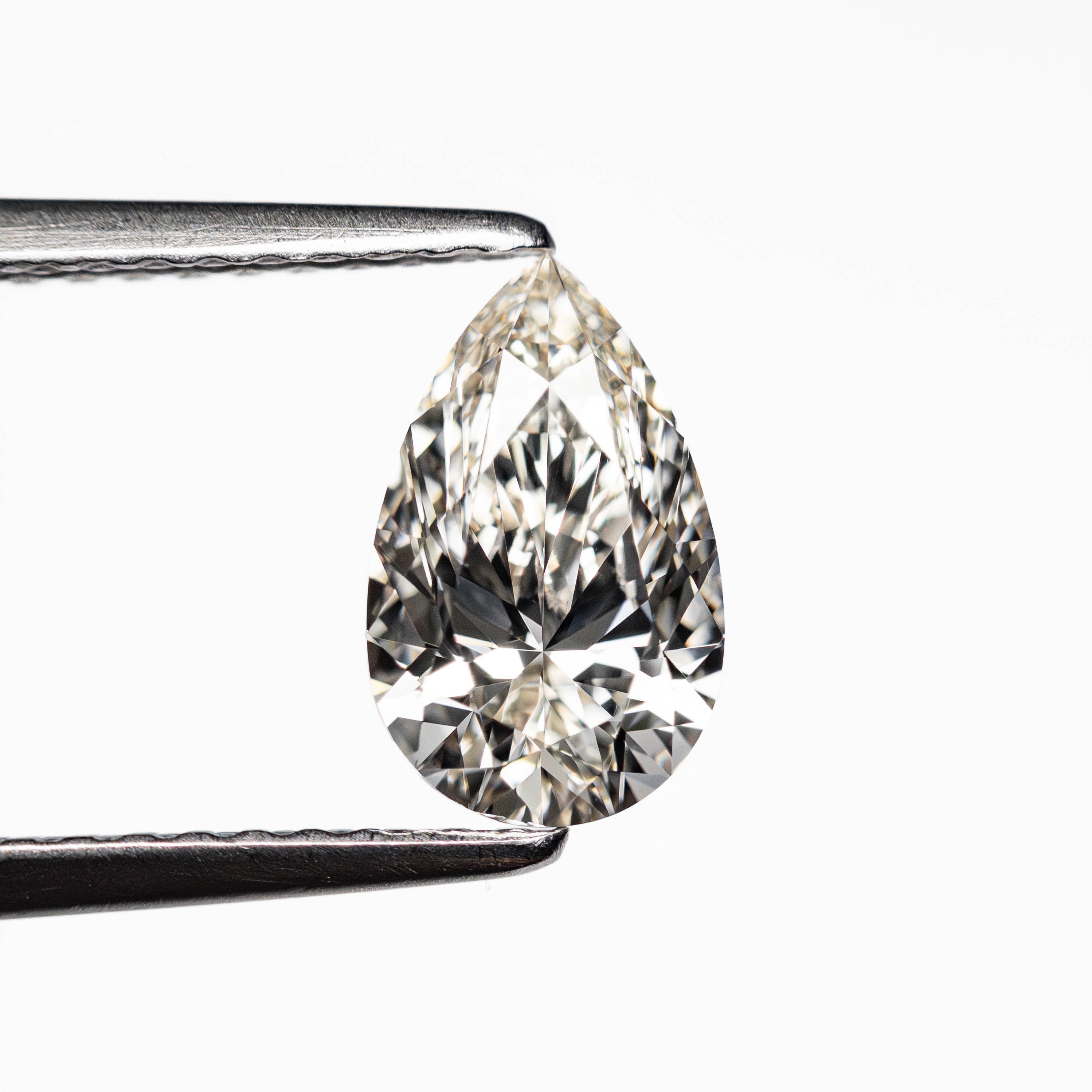 1.01ct 8.82x5.43x3.47mm GIA VVS2 K Pear Brilliant 🇨🇦 25219-01