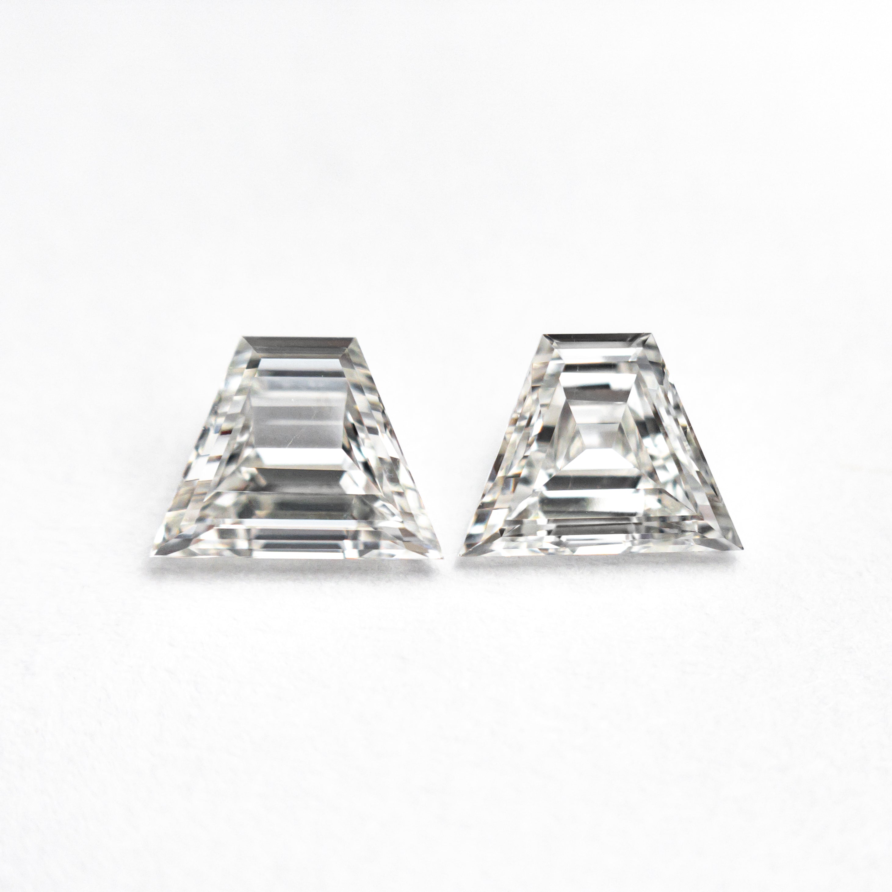 0.81cttw 2pc 5.74x4.38x2.09mm 5.65x4.33x2.28mm VS2/SI1 F-G Trapezoid Step Cut Matching Pair 25522-01