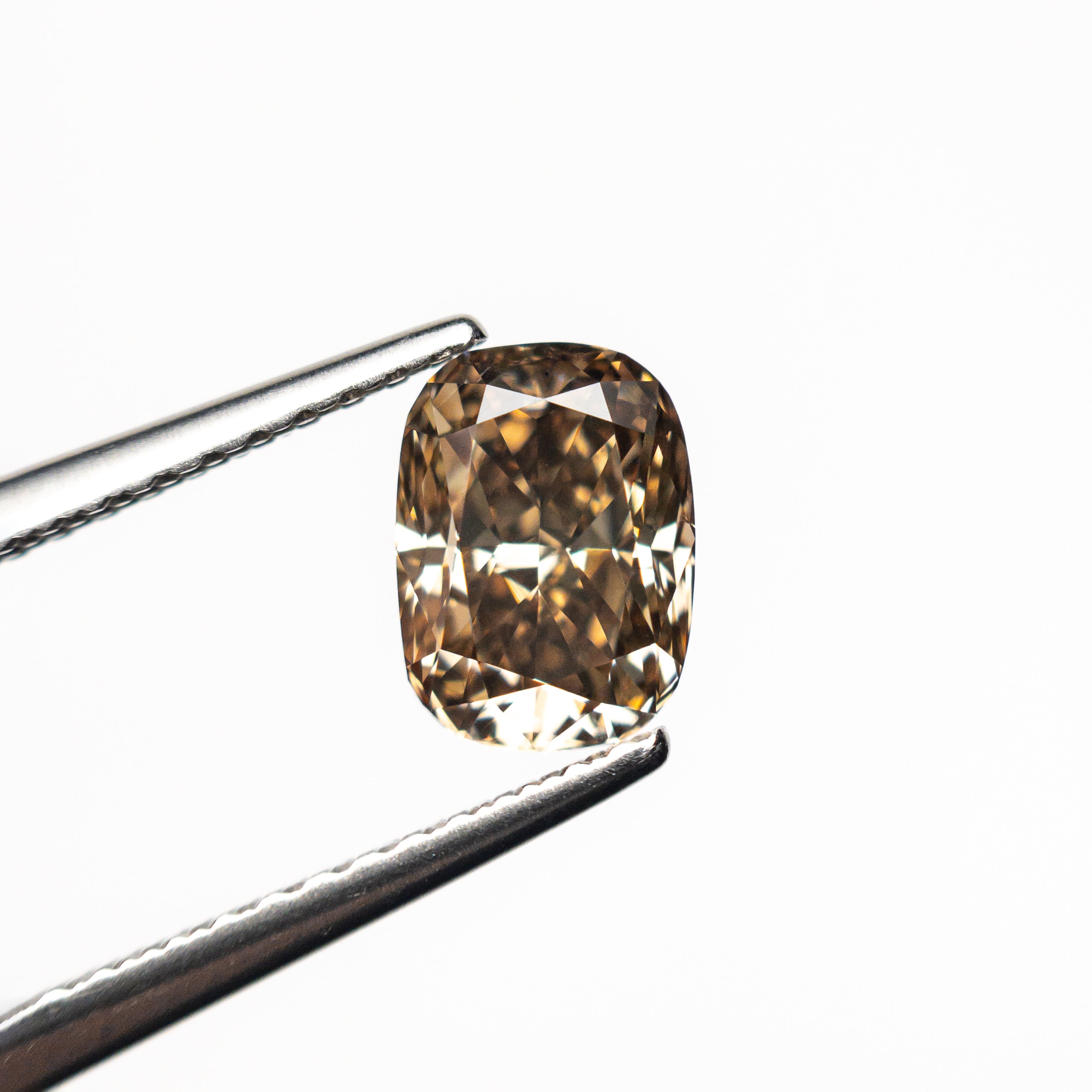 1.13ct 7.05x5.13x3.81mm VS1 C7 Cushion Brilliant 27103-01