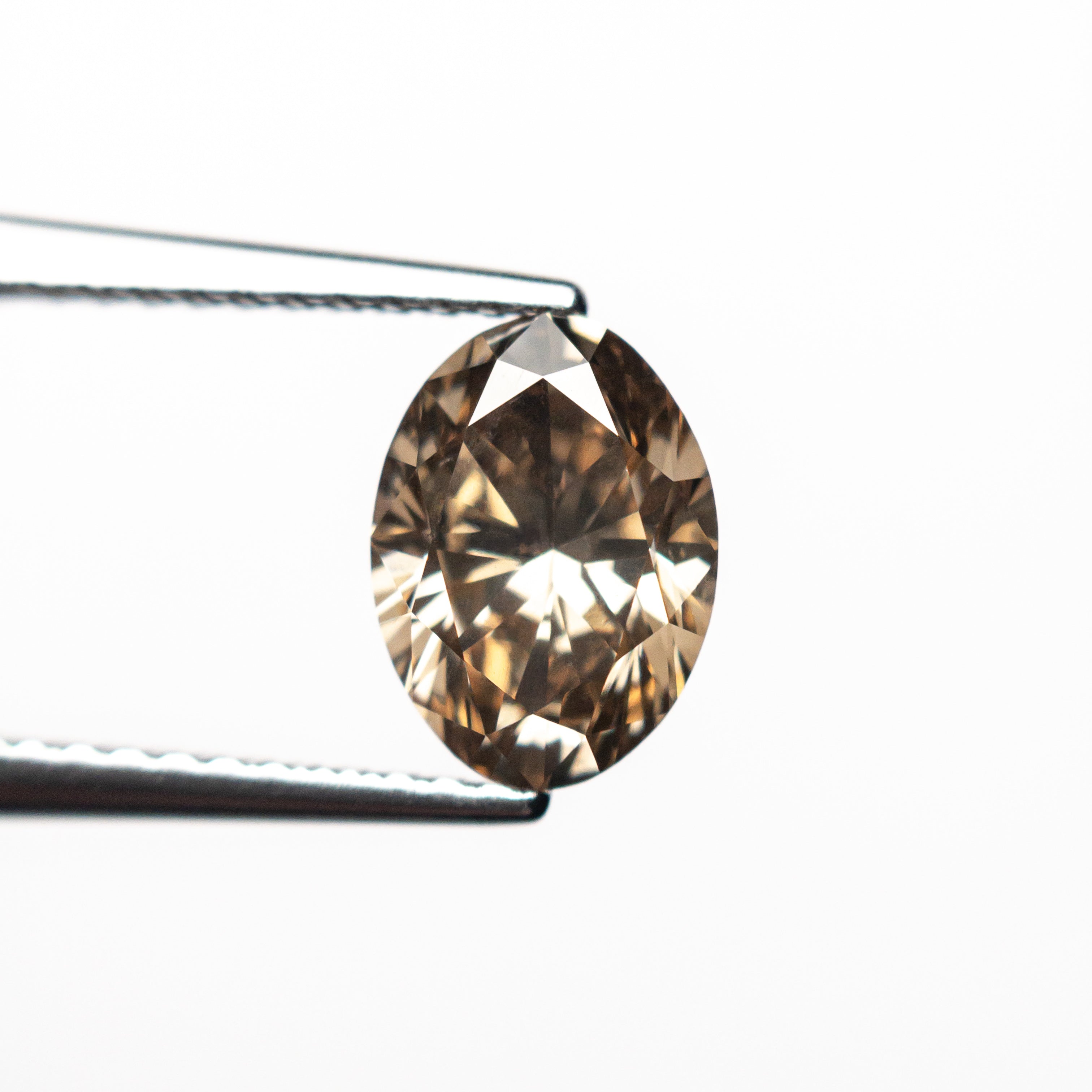 1.29ct 8.19x5.99x3.93mm SI2 C7 Oval Brilliant 27107-01