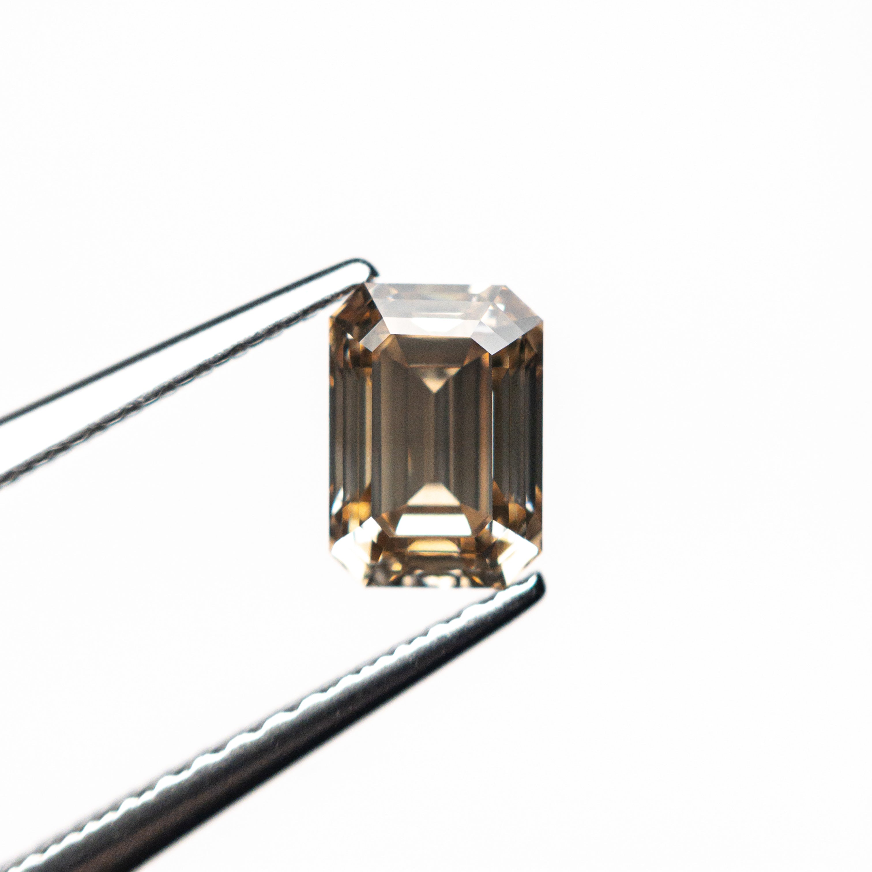 1.01ct 6.39x4.55x3.43mm VS2 C5 Cut Corner Rectangle Step Cut 27109-01