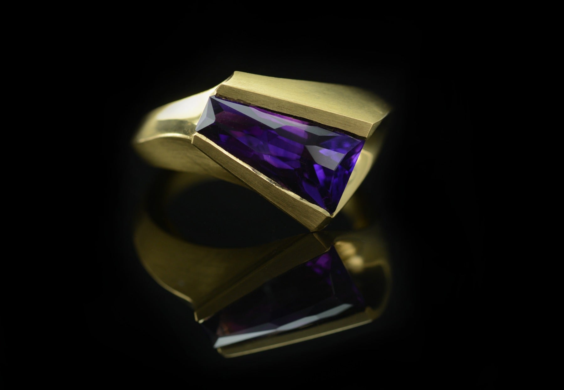 Arris fancy cut amethyst and yellow gold engagement ring