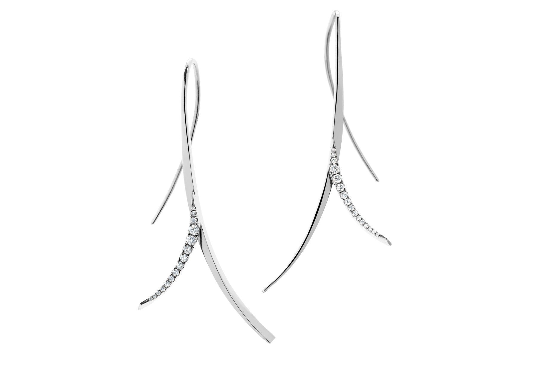Forged white diamond and white gold drop earrings