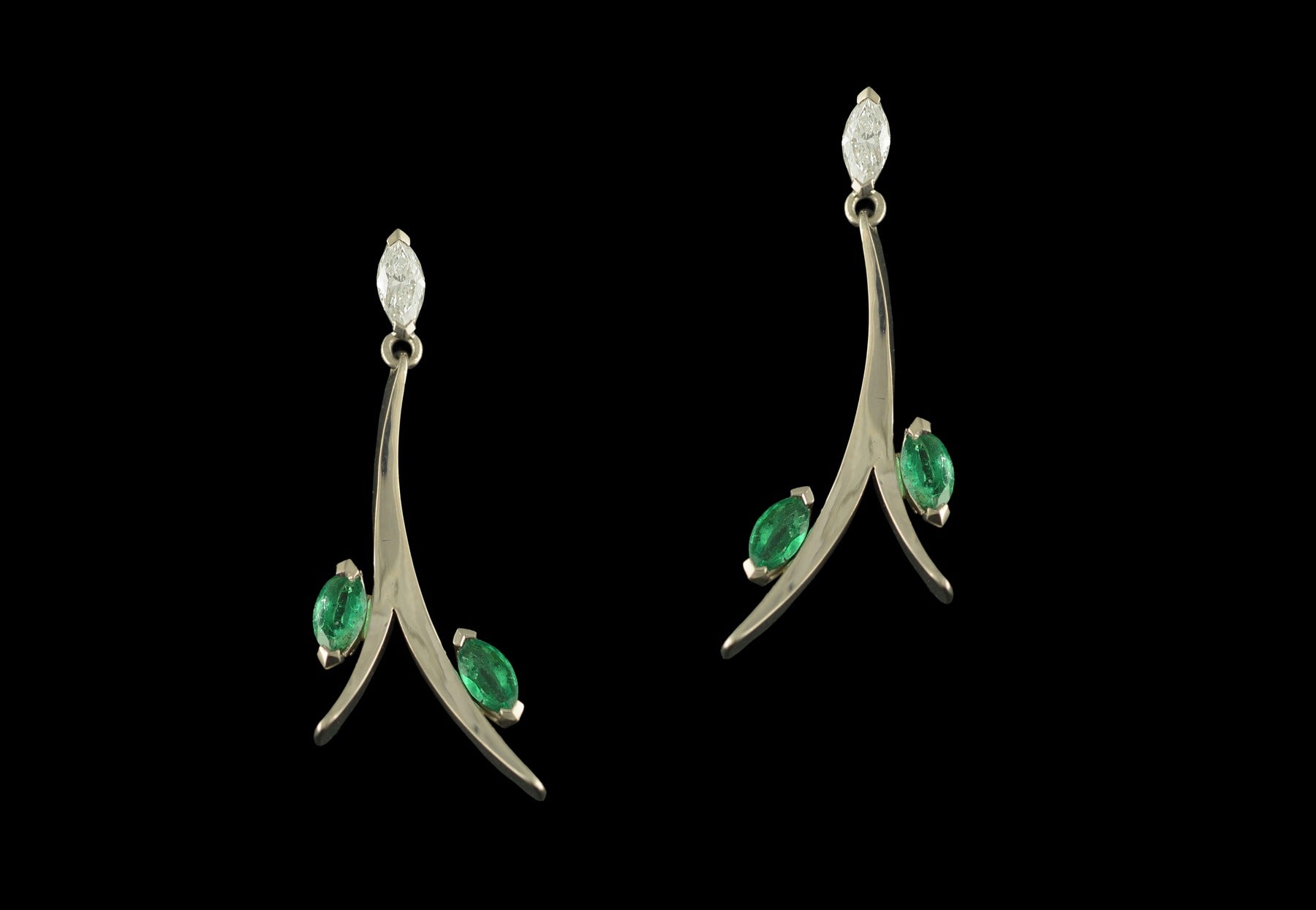 Forged emerald and white diamond white gold drop earrings