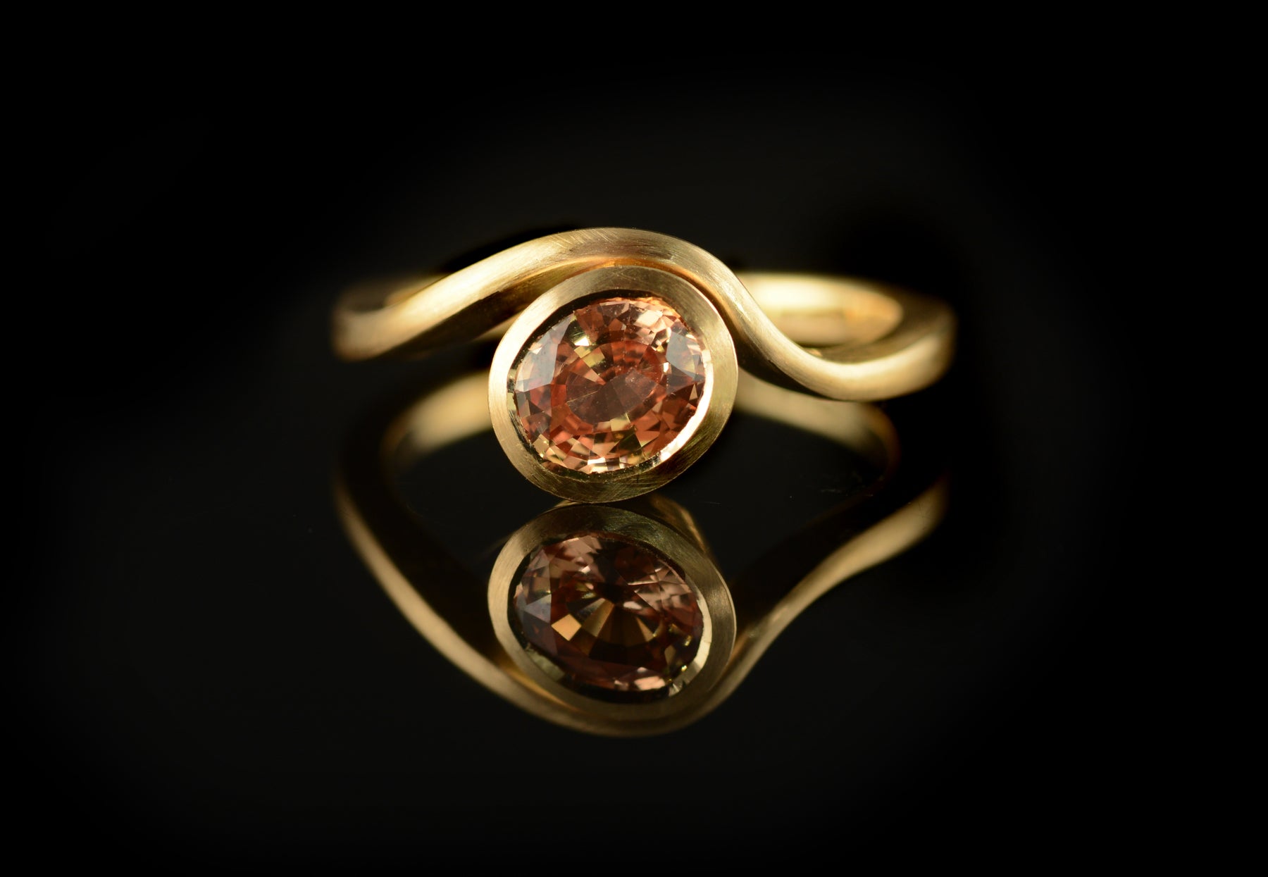 Balance orange sapphire yellow gold engagement ring
