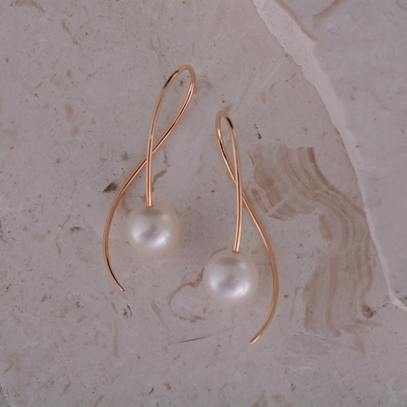 18 carat gold and white freshwater pearl drop earrings