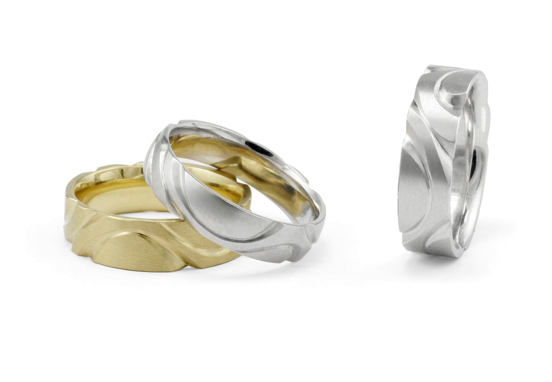 Carved yellow gold and platinum mens wedding rings