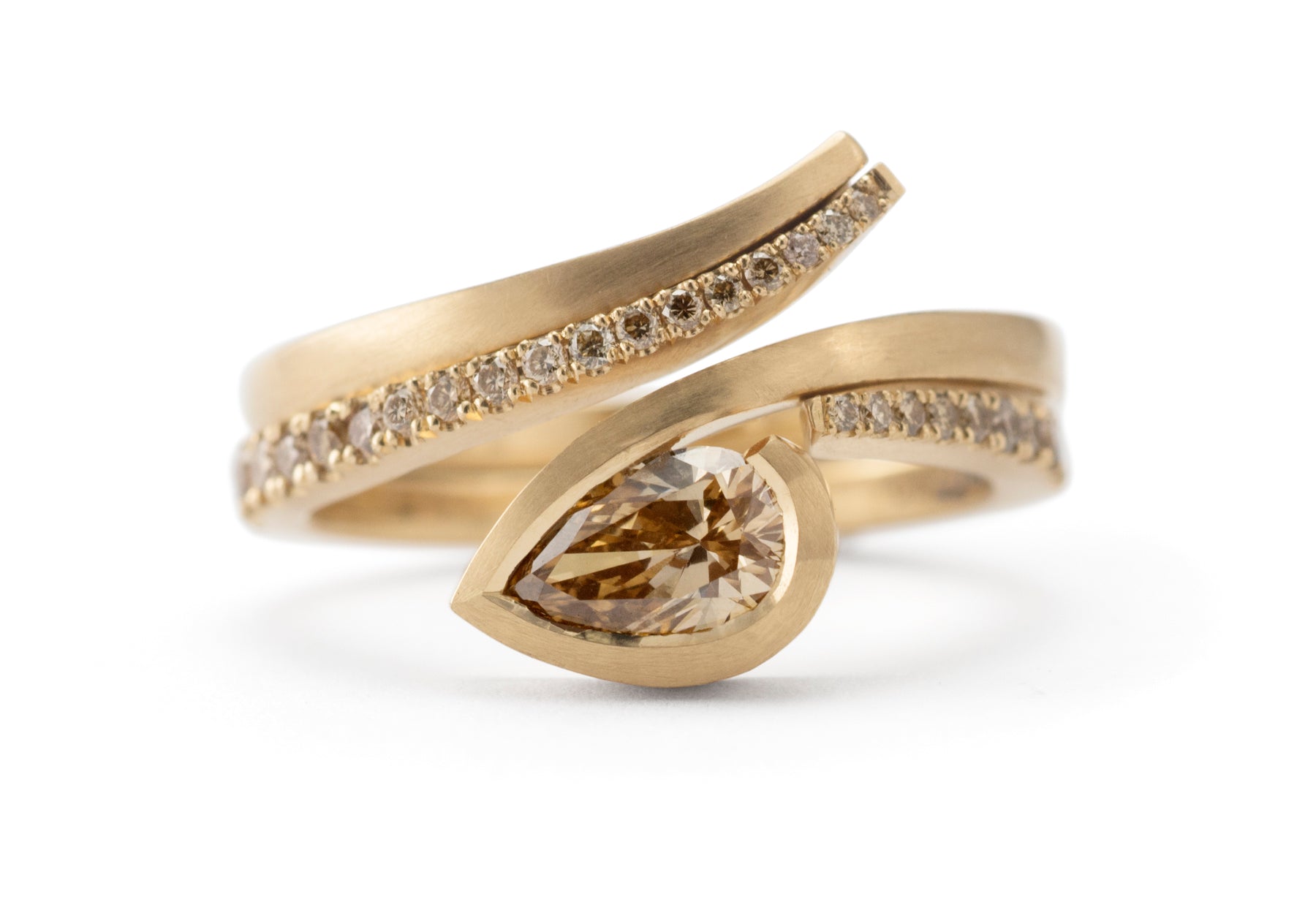 Twist cognac diamond rose gold engagement ring and wedding ring set
