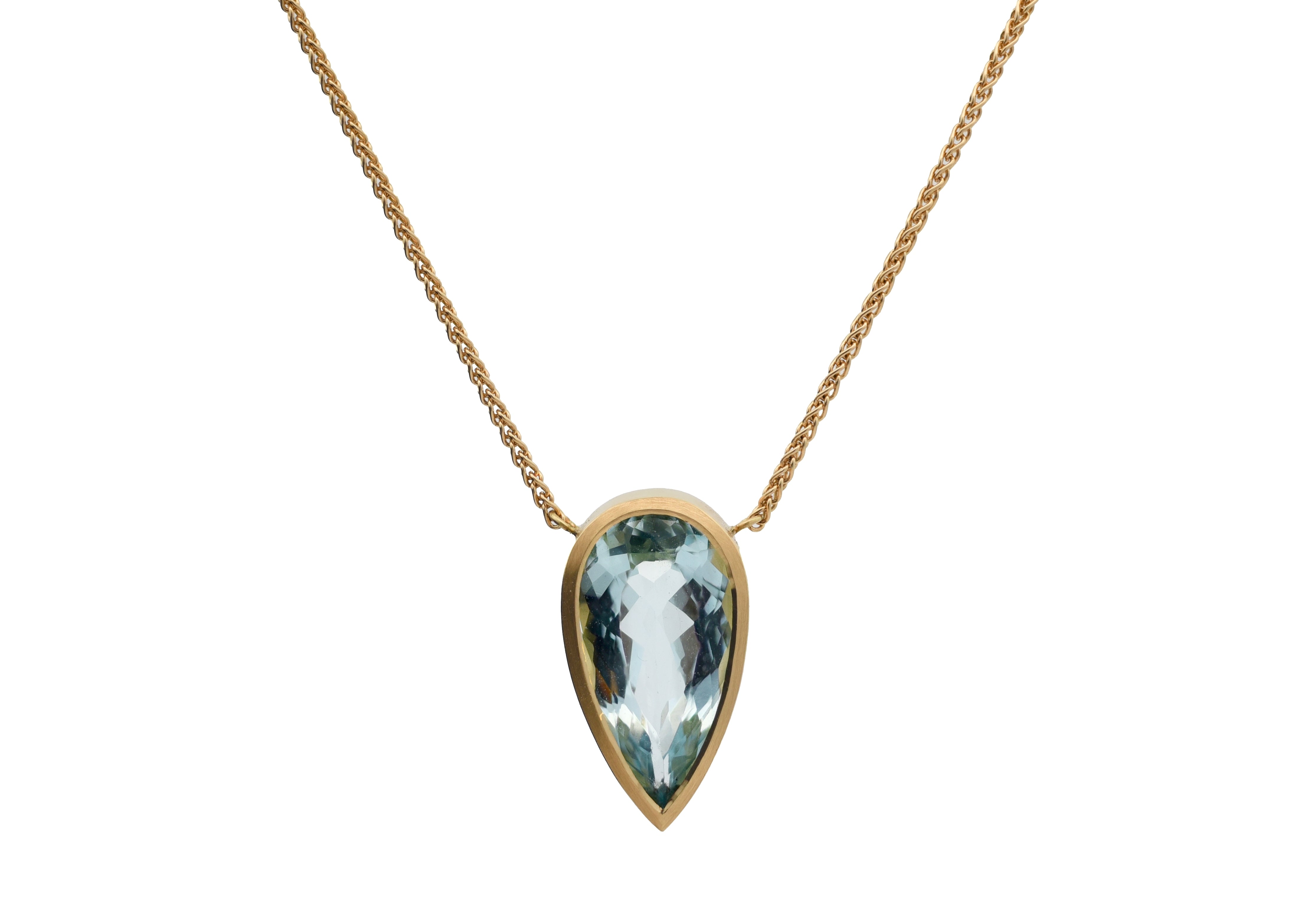 18ct Yellow Gold Pear Shaped Aquamarine Pendant