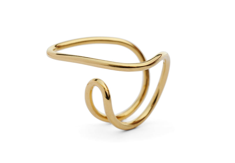 18 carat yellow gold wire ring
