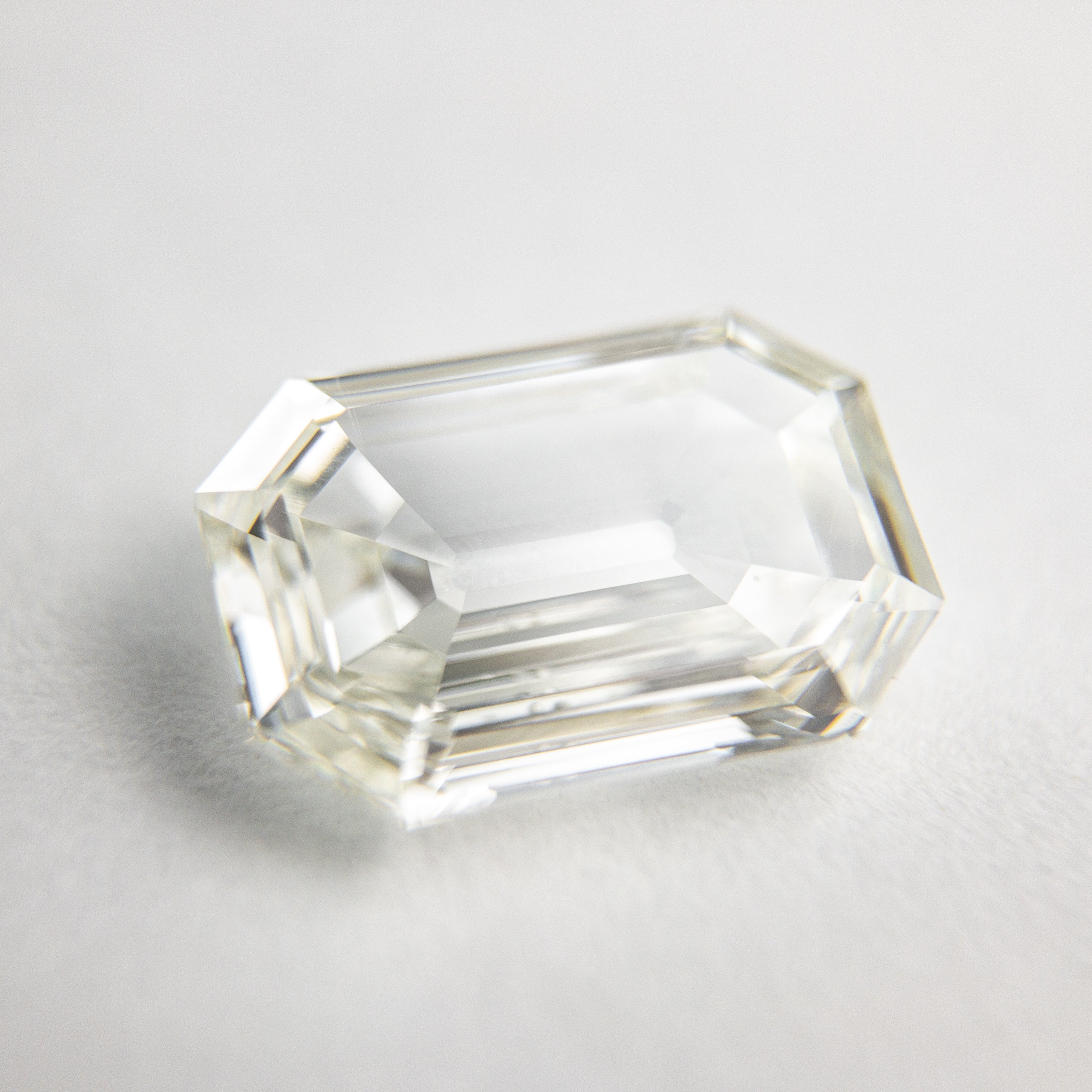 2.02ct 10.05x6.86x2.81mm GIA SI1 J Emerald Cut 18213-01 collab d1291 - Misfit Diamonds