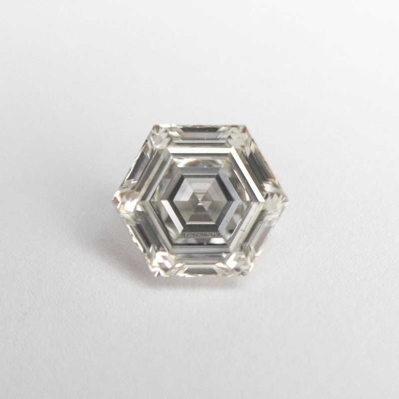 1.35ct 7.64x6.66x3.59mm VS2/SI1(+) M-N Hexagon Step Cut 19163-22 🇨🇦 - Misfit Diamonds