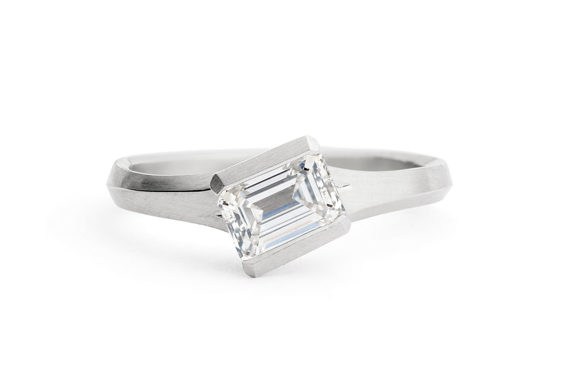 Arris-ring-platinum-emerald-cut-white-diamond-1